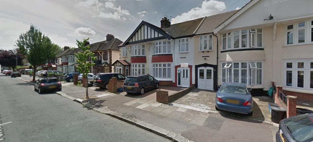 ., Malvern Drive, Ilford photo 2
