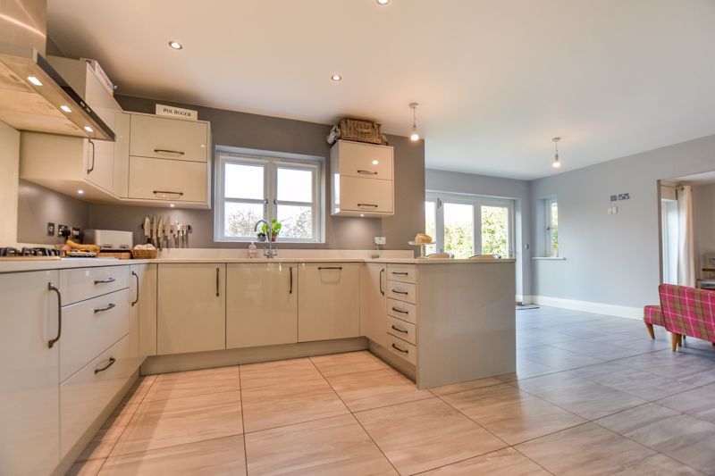 37, Hereward Place, Stamford photo 3