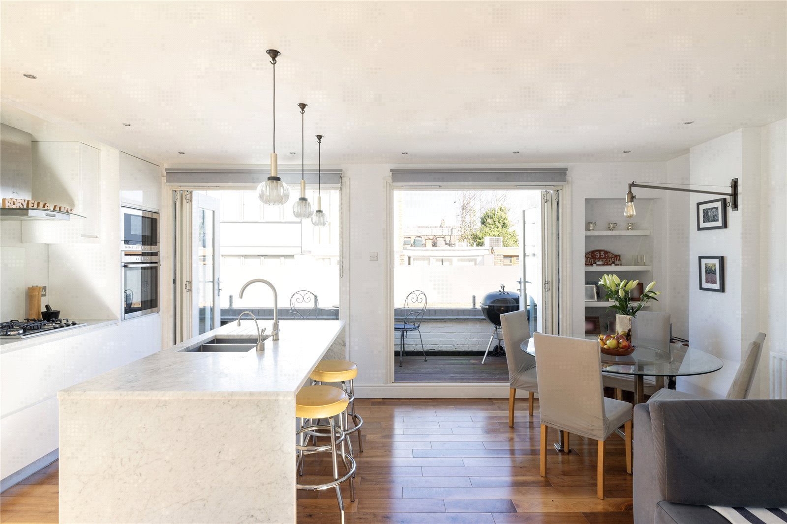 3 bedroom terraced house for sale 0