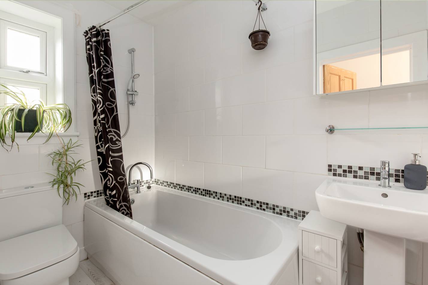 Free property report 10 Boswall Drive, Boswall, Edinburgh, EH5 2DY