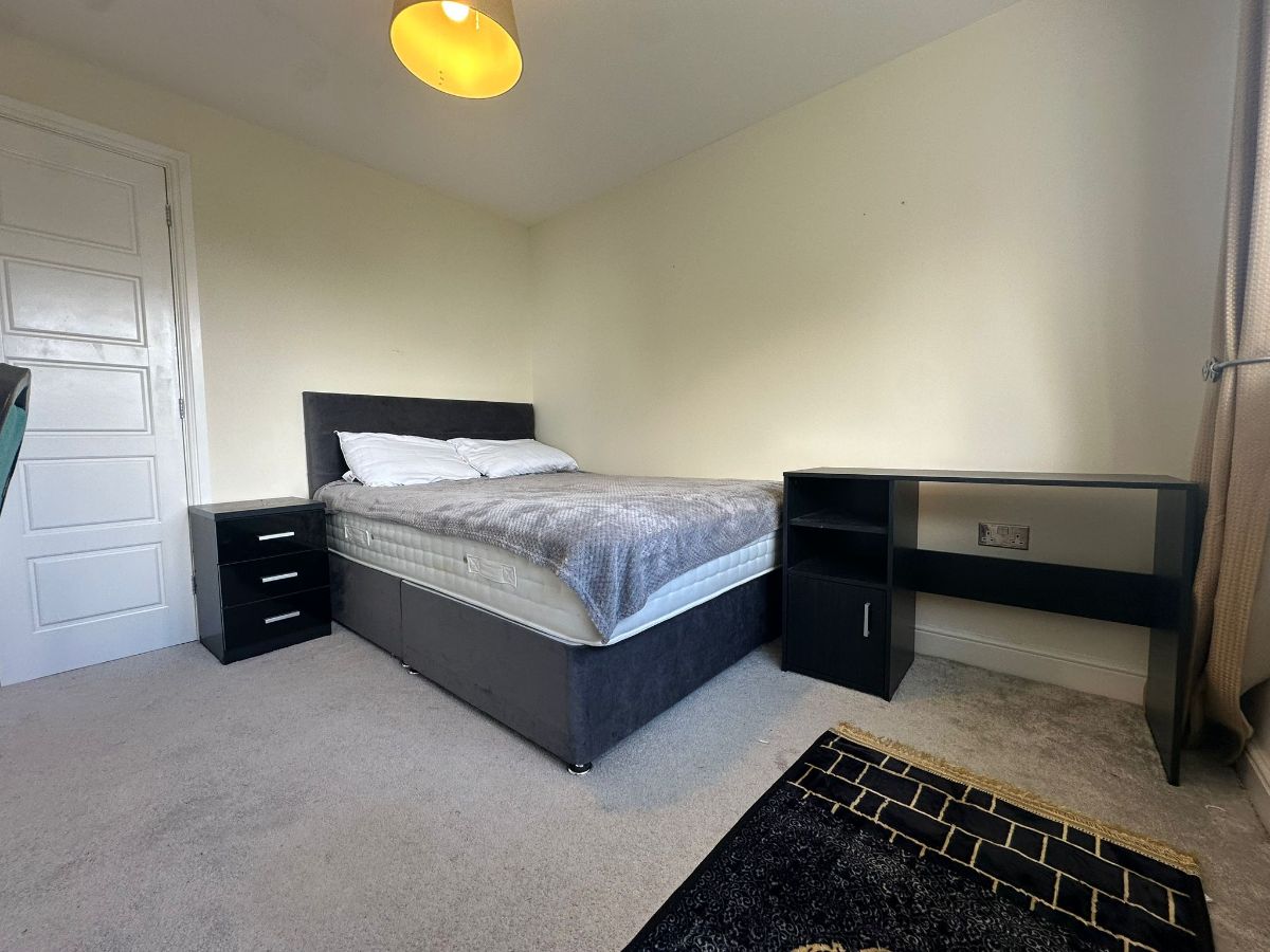 32 Williams Drive, Blackburn photo 4