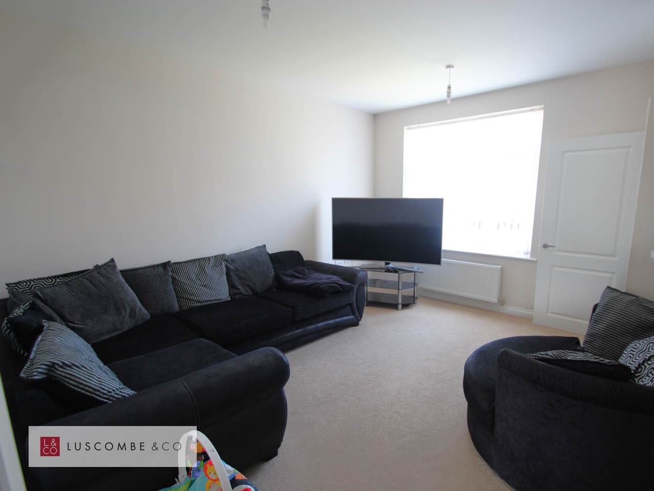 Photos of Loftus Square, Newport NP19 64494145 PrimeLocation