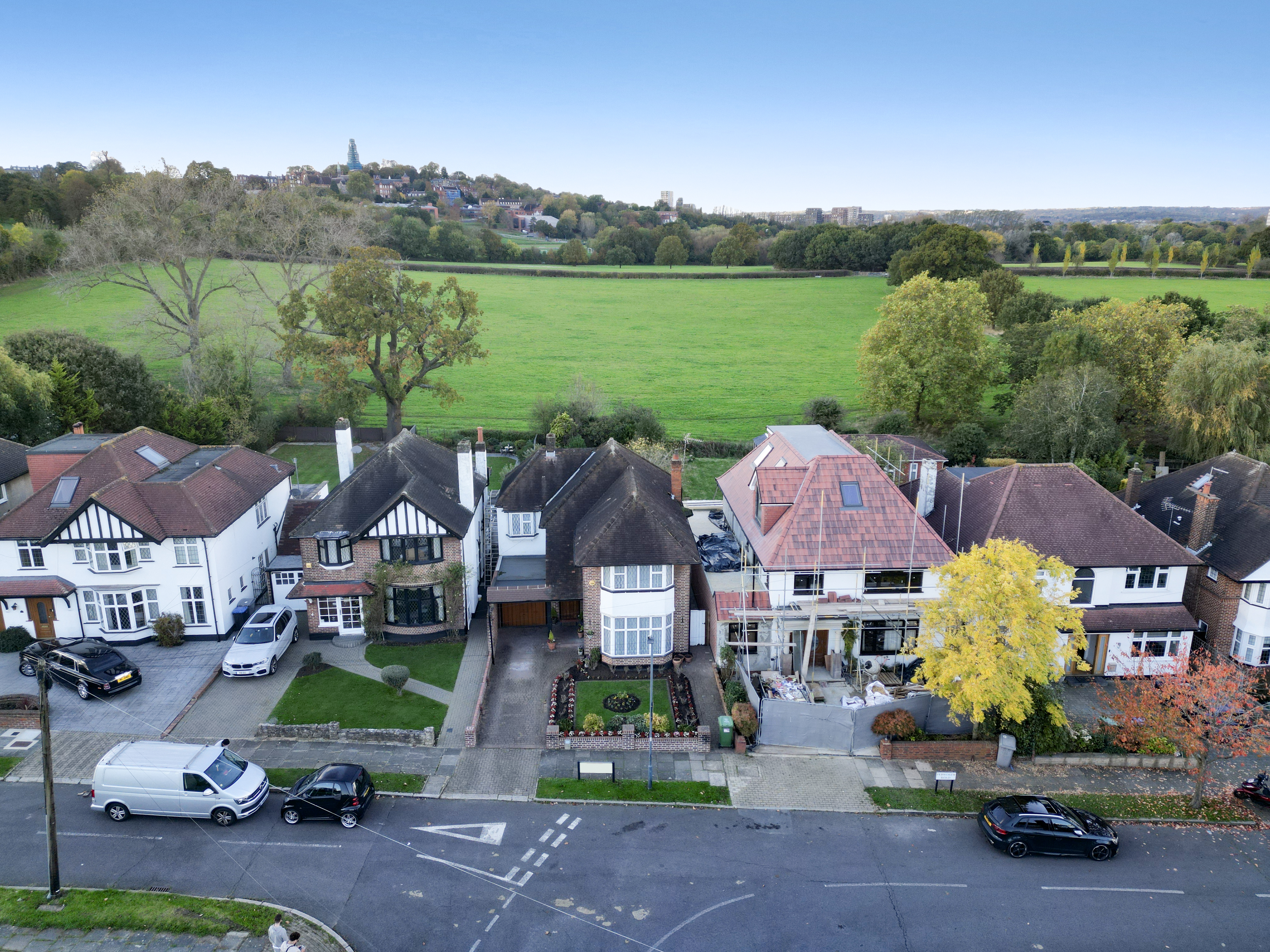 4 bedroom detached house for sale 0