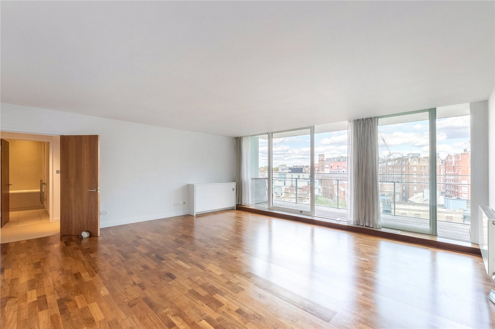 2 bedroom flat for sale 0
