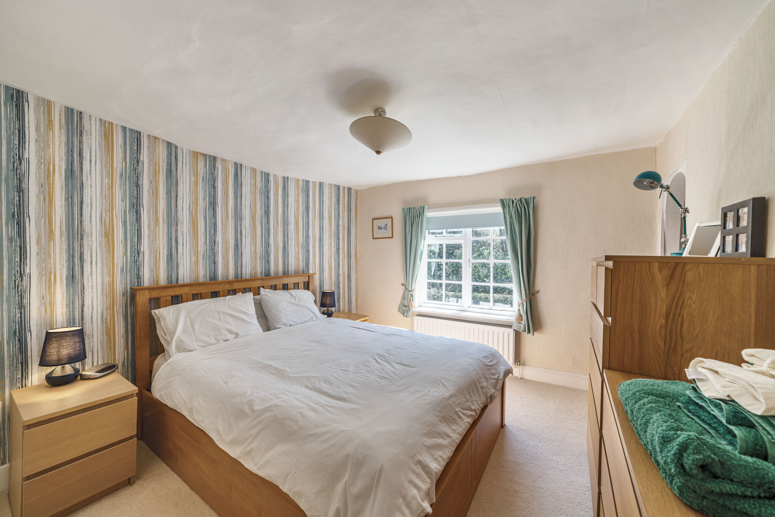 Photos of Holt Fleet Road, Ombersley, Droitwich Spa, Worcestershire WR9