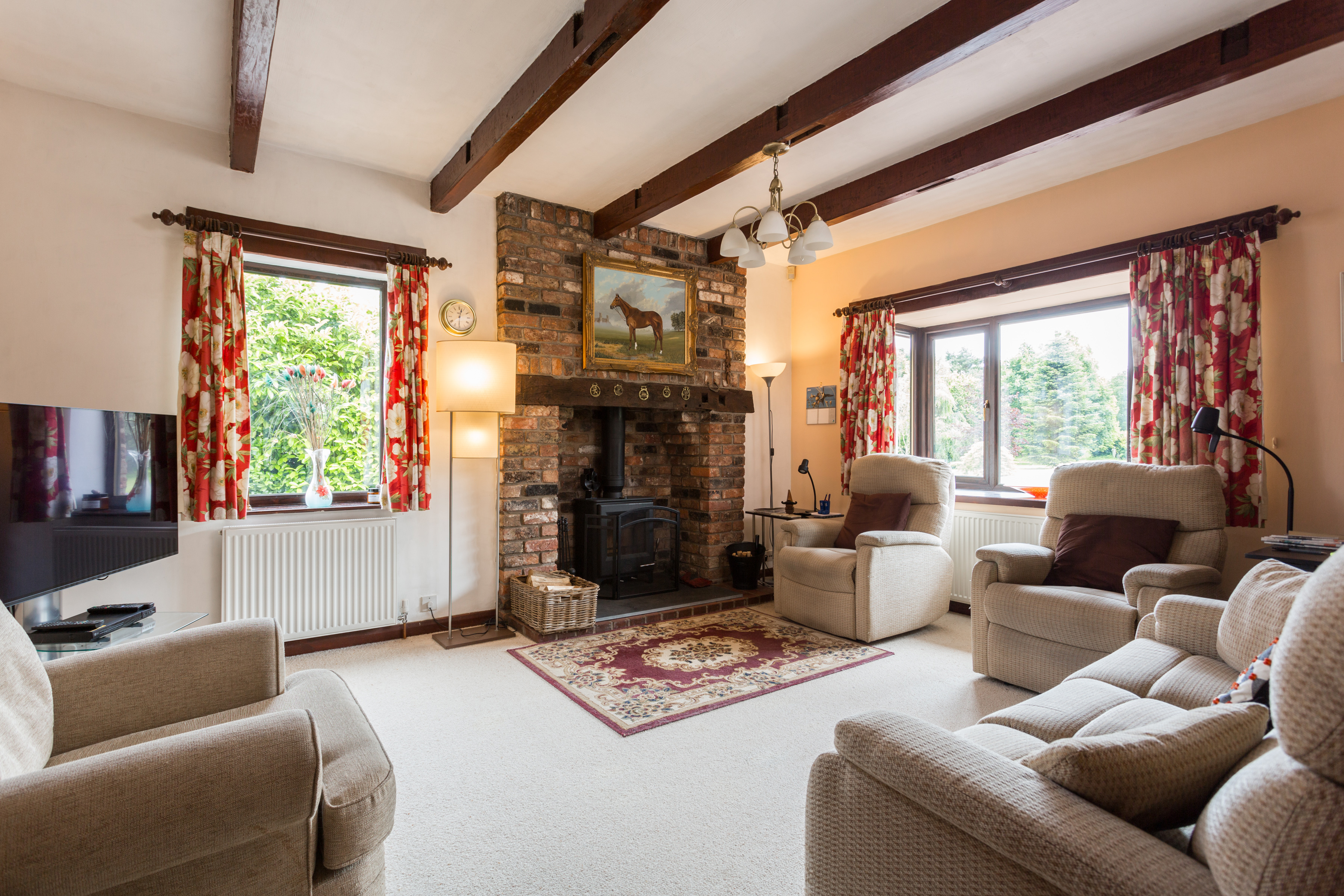 5 bedroom detached house for sale 0