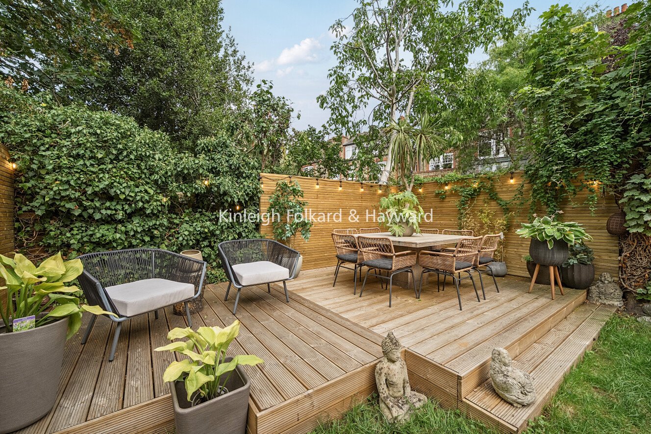 2 bedroom flat for sale 0