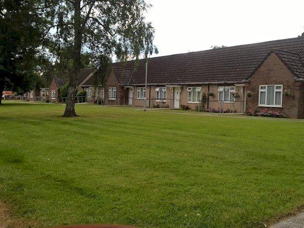 14, Eaton Close, Leominster photo 4