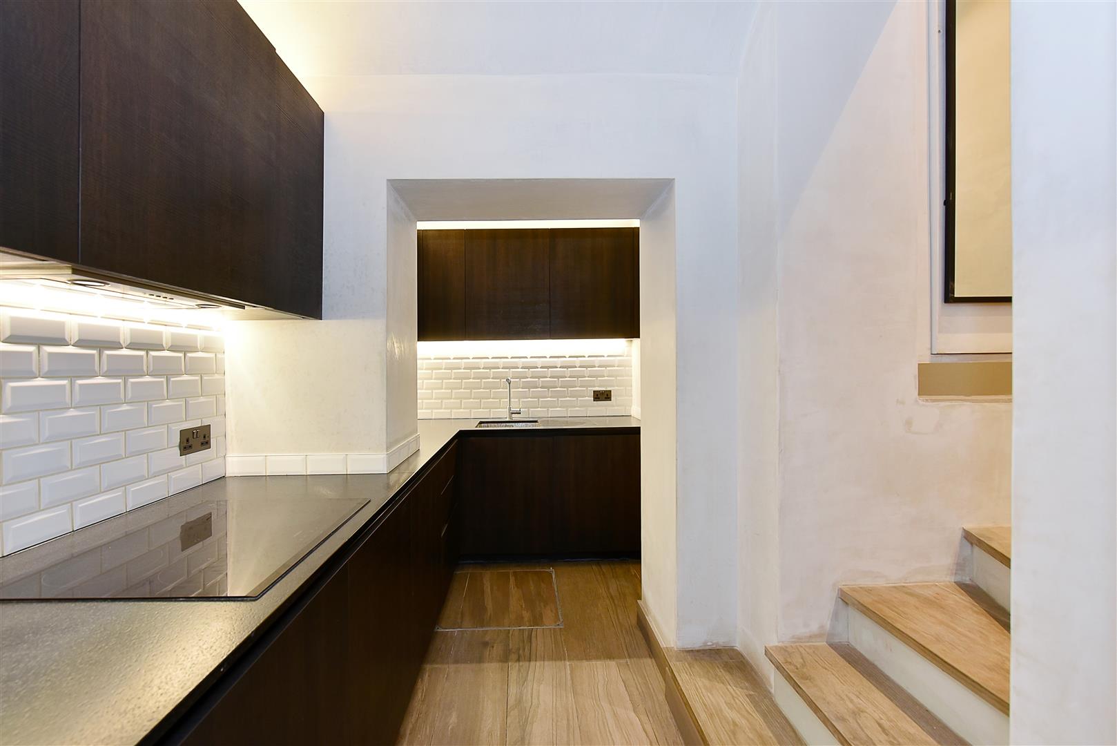 2 bedroom flat for sale 0