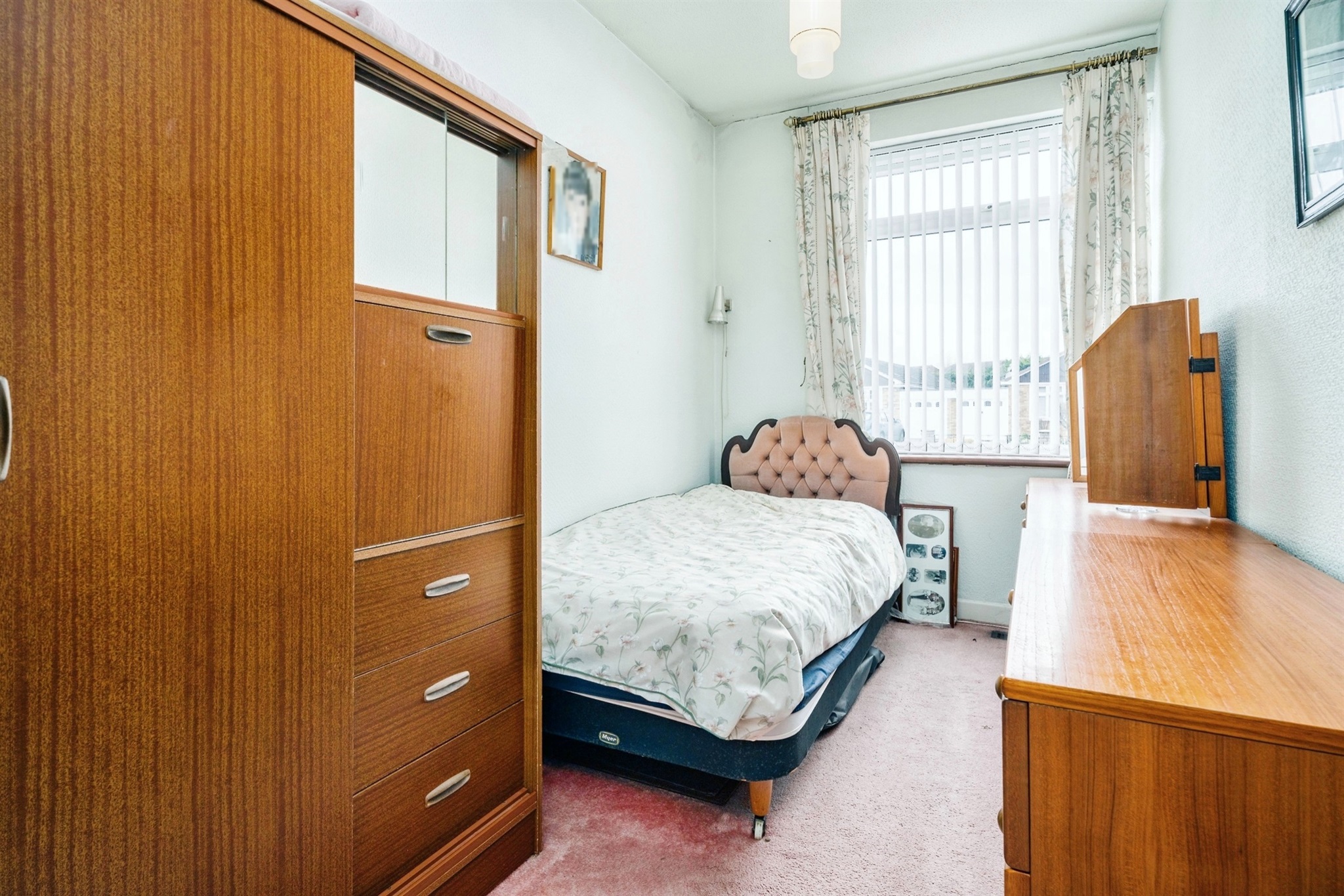 Photos of Buttondene Crescent, Broxbourne EN10 66707836 PrimeLocation