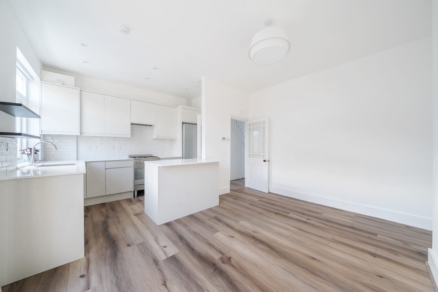 44, Mayhill Road, London photo 4