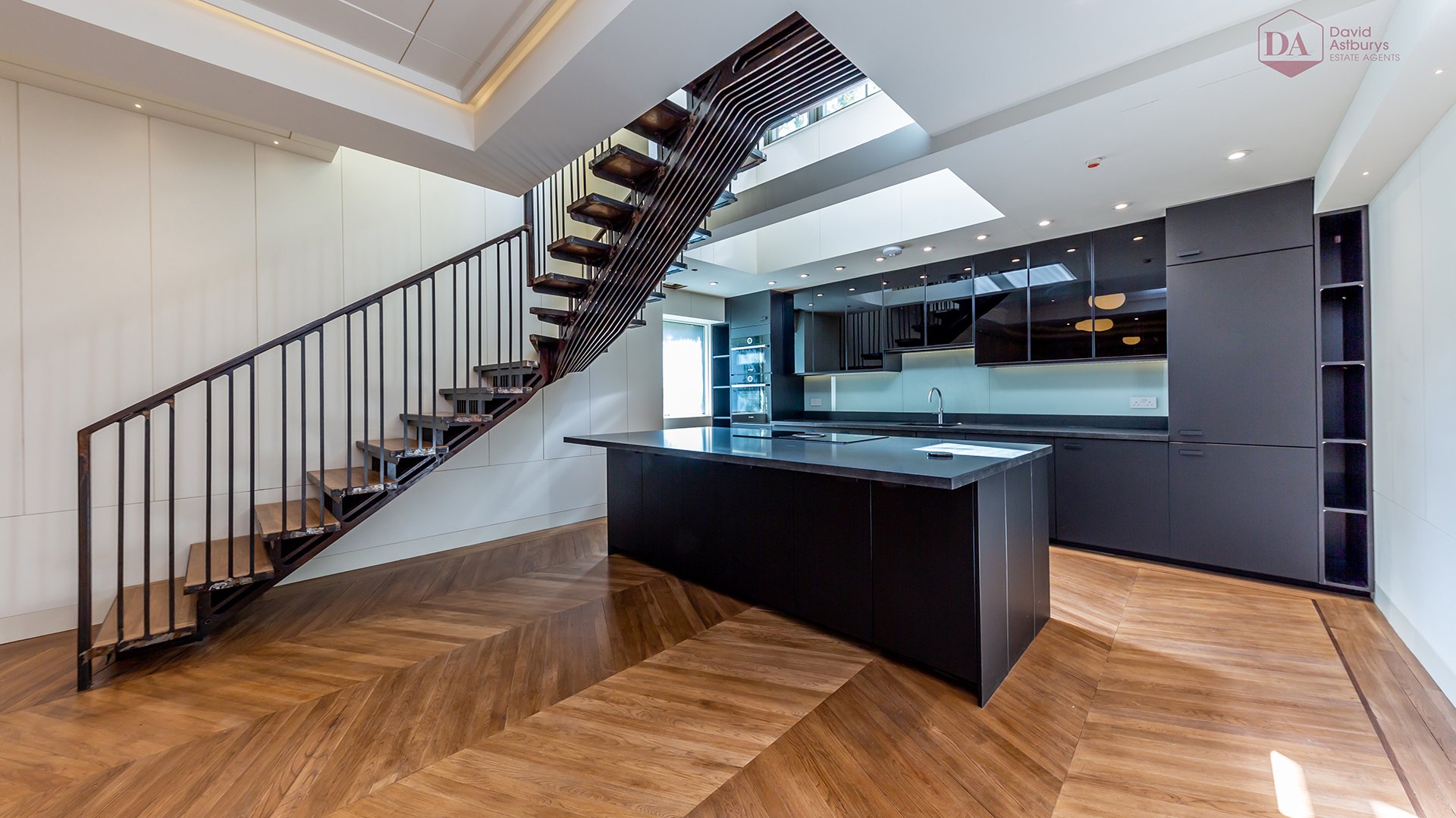 4 bedroom town house for sale 0