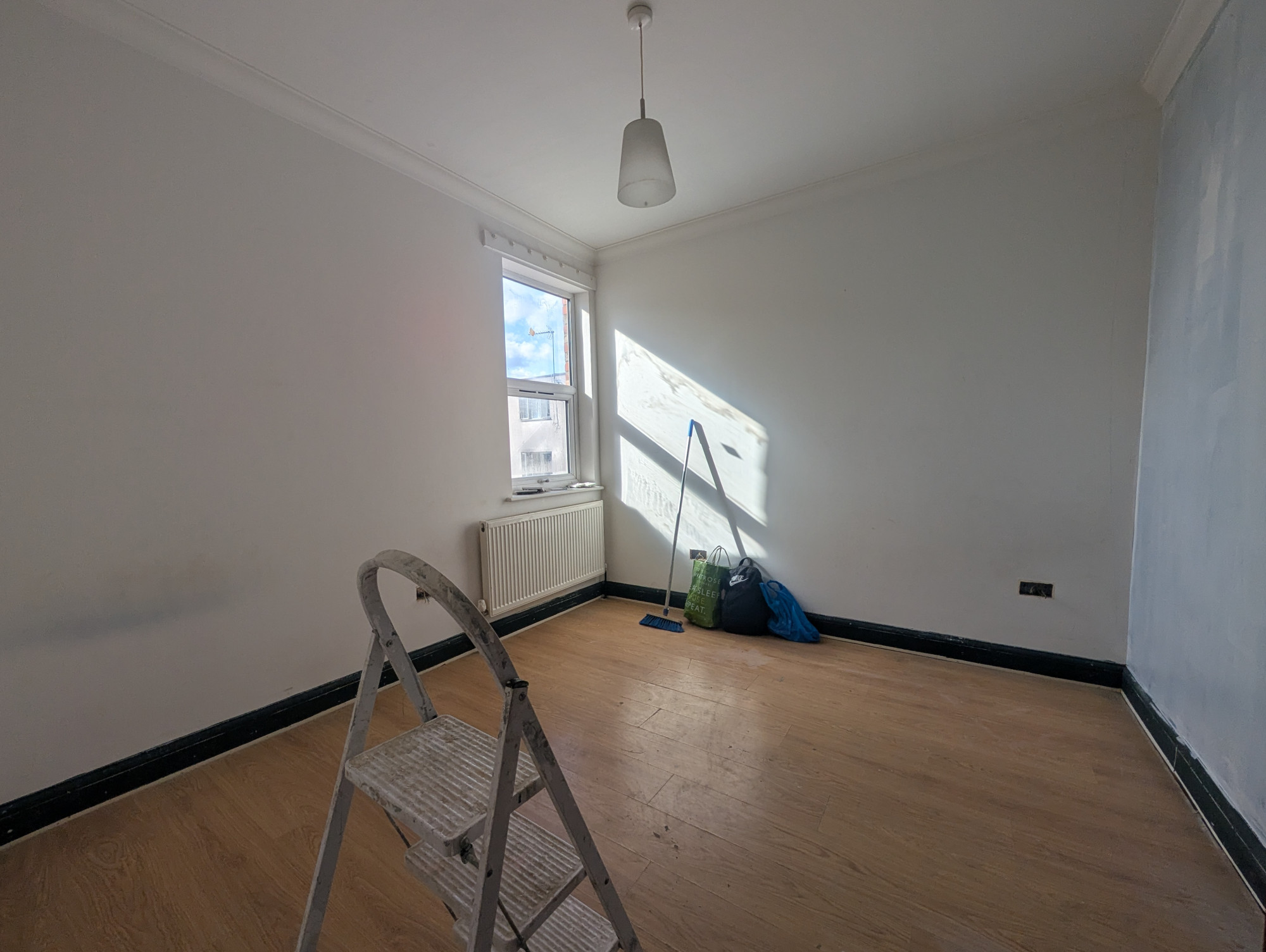 2 Flat 3,, Prout Grove, London photo 5
