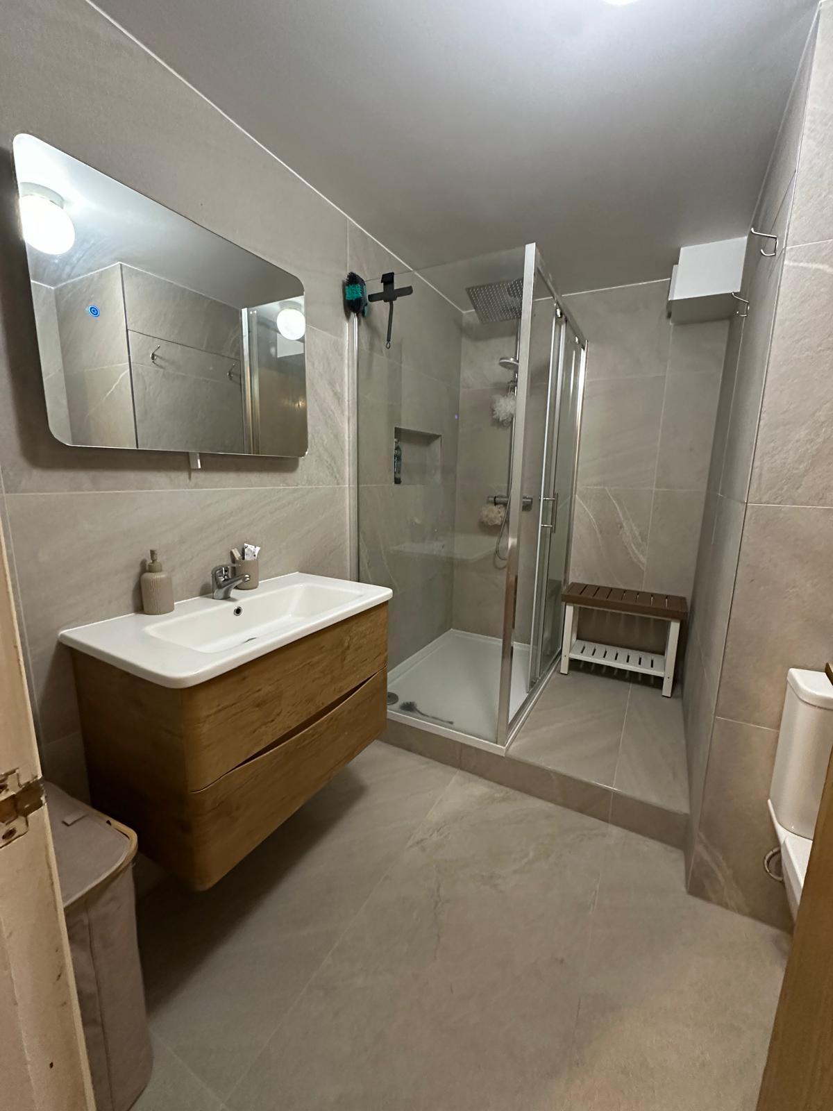 11, Spring Close, Dagenham photo 5