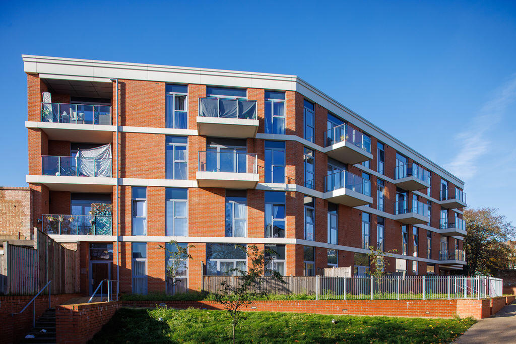 Finsbay Court, Stromness Walk, Acton photo 5