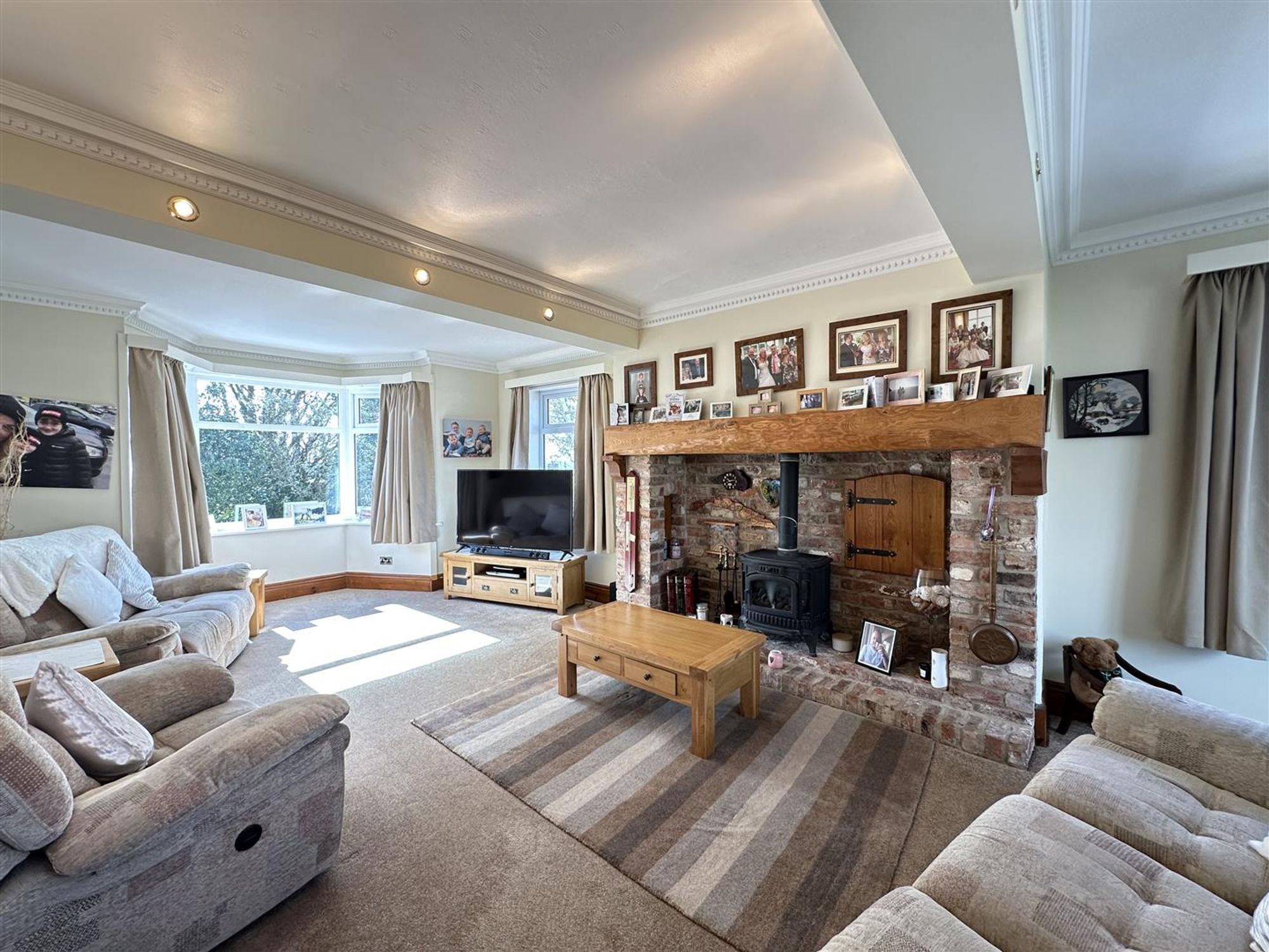 Osgodby Lodge Filey Road, Scarborough photo 4