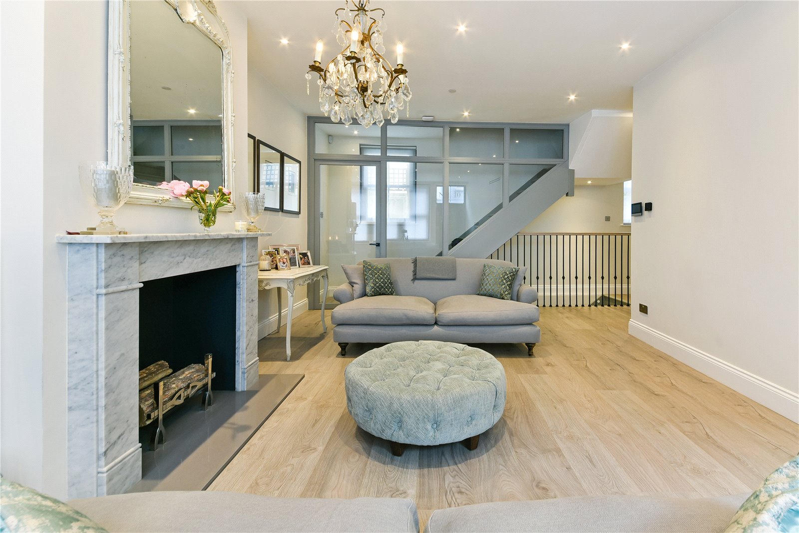 6 bedroom end terrace house for sale in London