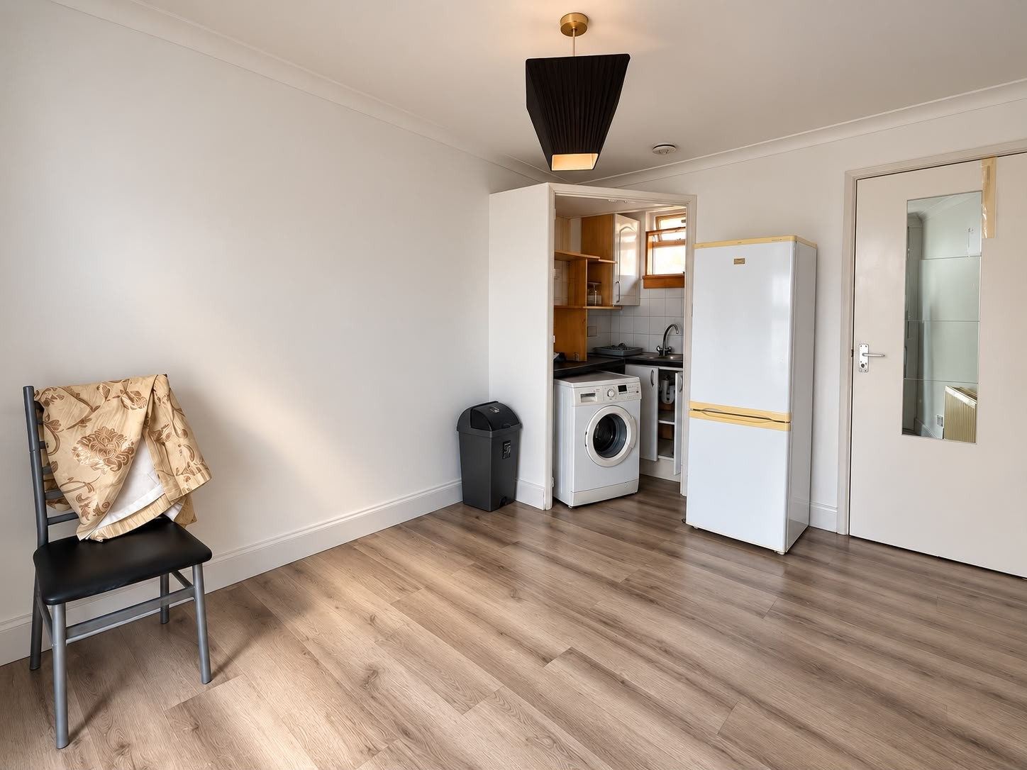 Flat A, 34, Teville Road, WORTHING photo 5