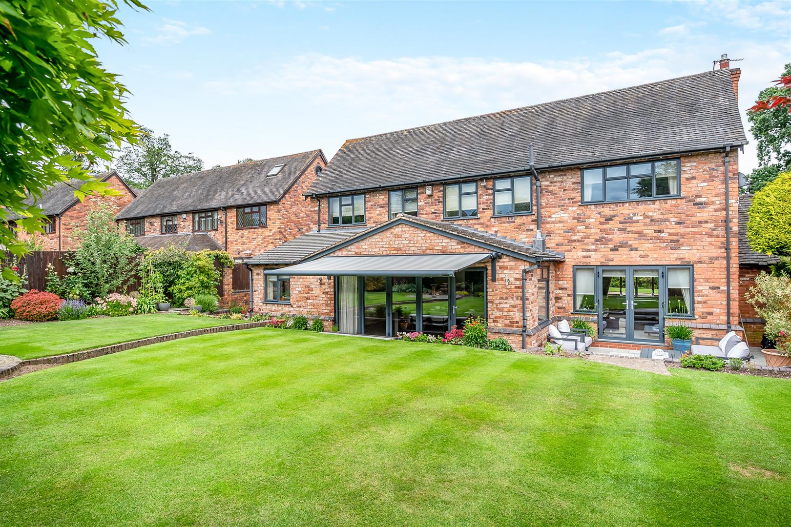 Photos of Aldridge Road, Little Aston, Sutton Coldfield B74 66891319