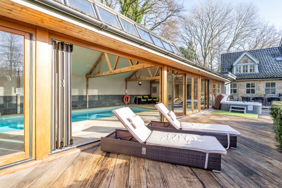 5 bedroom detached house for sale 0