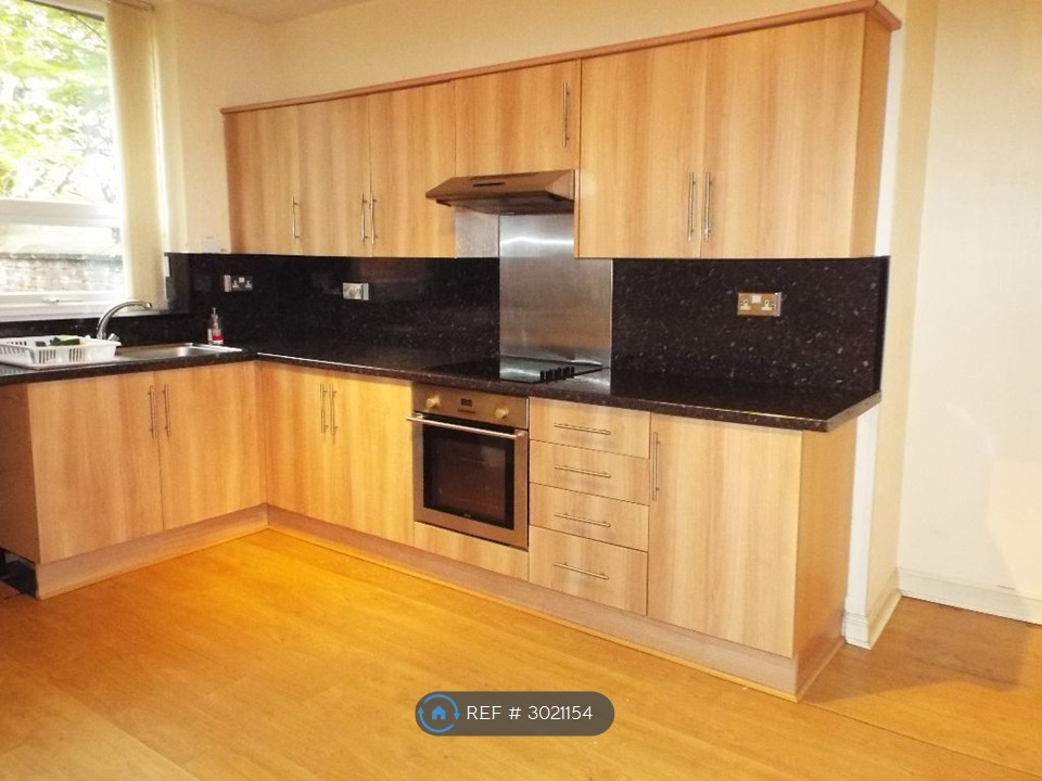 Coalshaw Green Road, Oldham photo 4