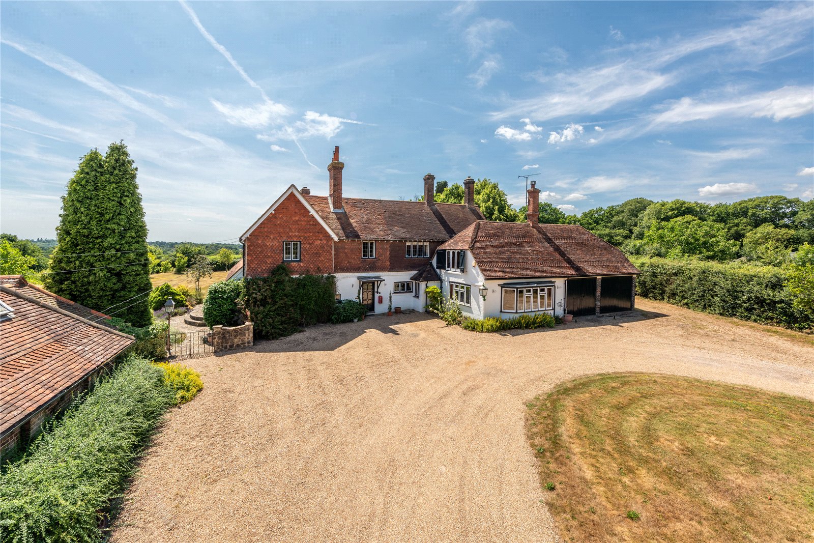 7 bedroom equestrian property for sale 0