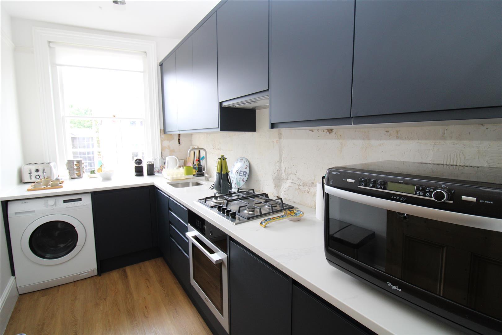 3, 74, Montpelier Road, BRIGHTON photo 2