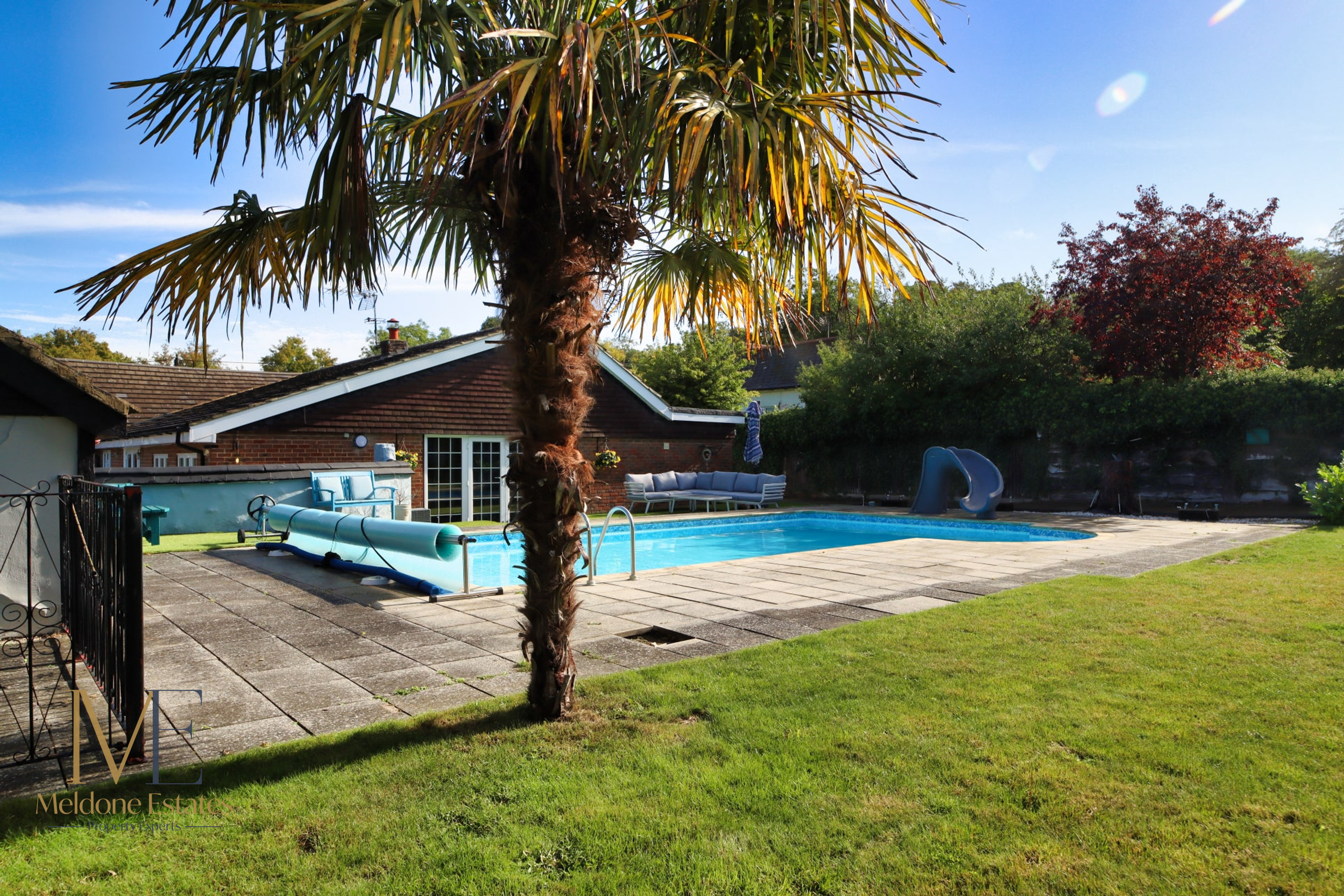 5 bedroom bungalow for sale 0