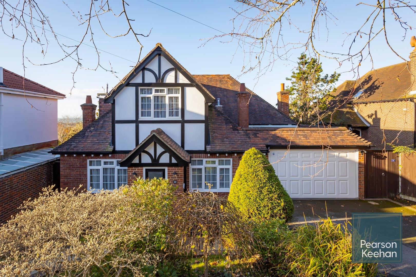 4 bedroom detached house for sale 0