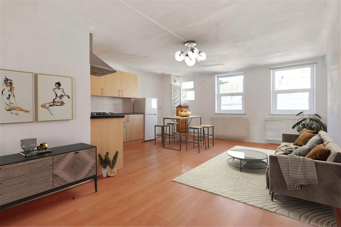 Flat D, 129-131, Streatham High Road, London photo 4