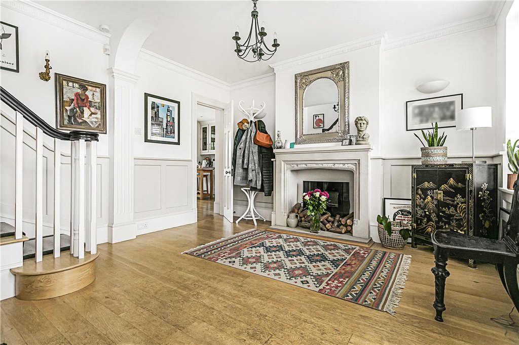 4 bedroom detached house for sale 0