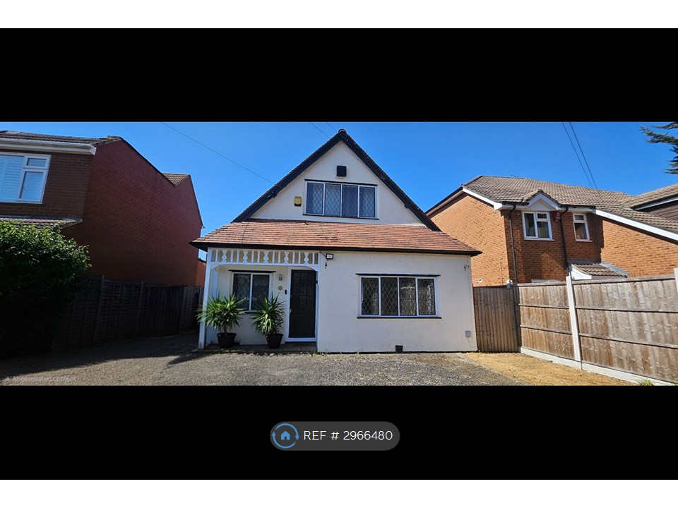 London Road, Slough photo 3