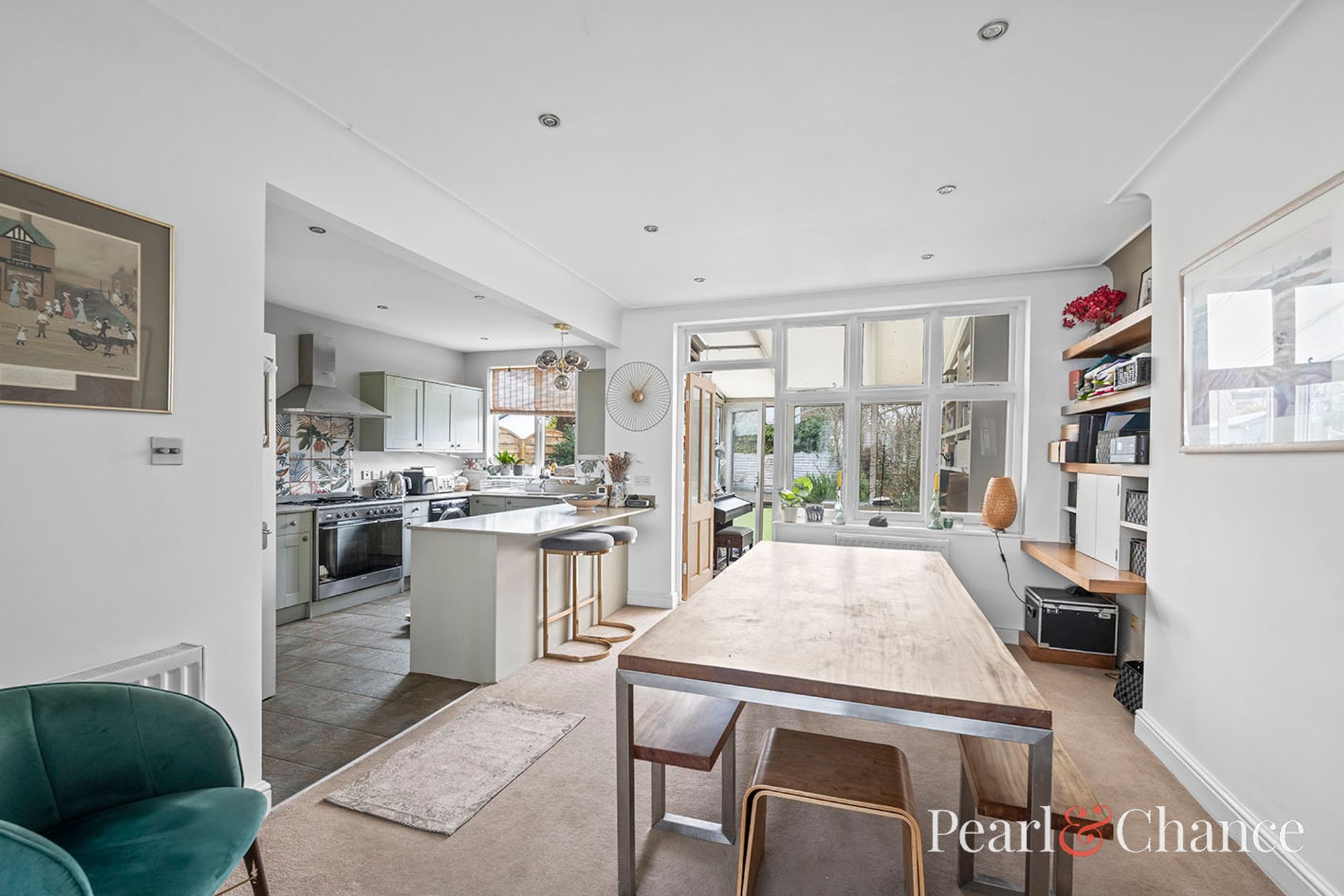 4 bedroom semi-detached house for sale 0