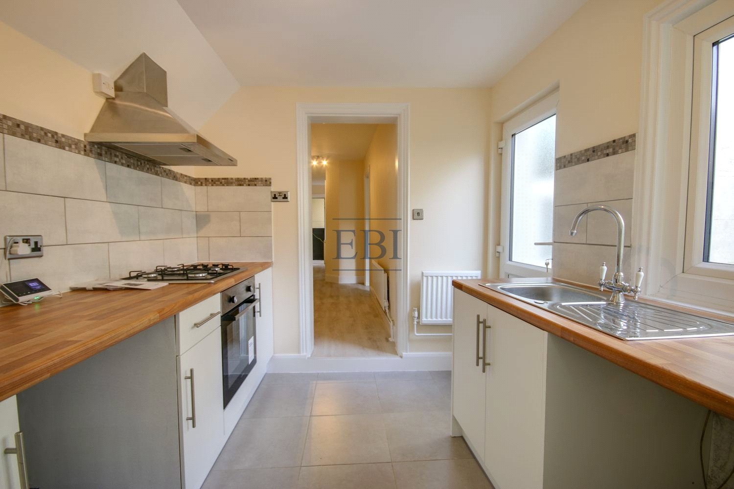 1-bed flat on Flat 1, 138 Queens Road, East Sussex, £999/mo
