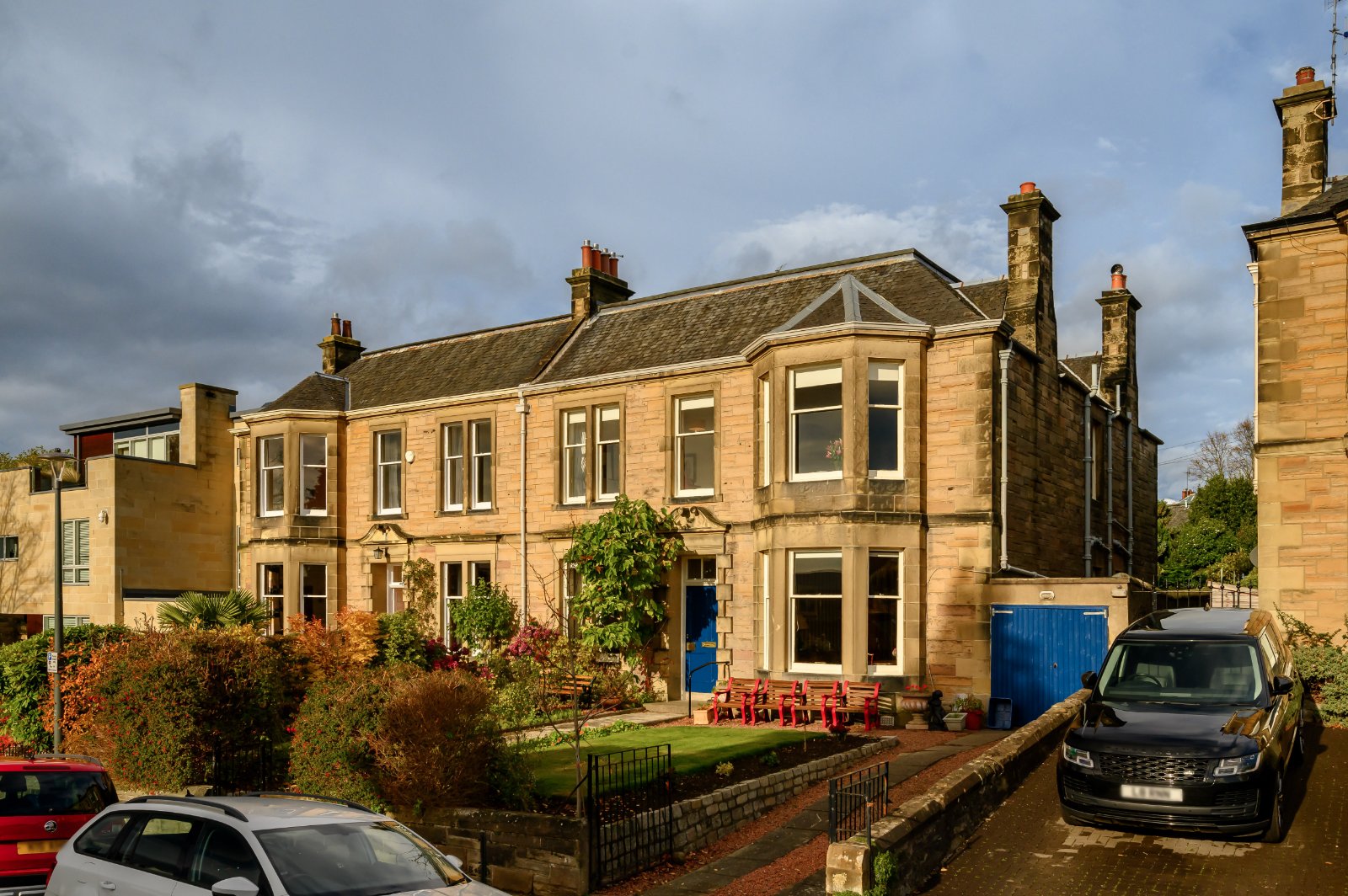 8 bedroom detached house for sale