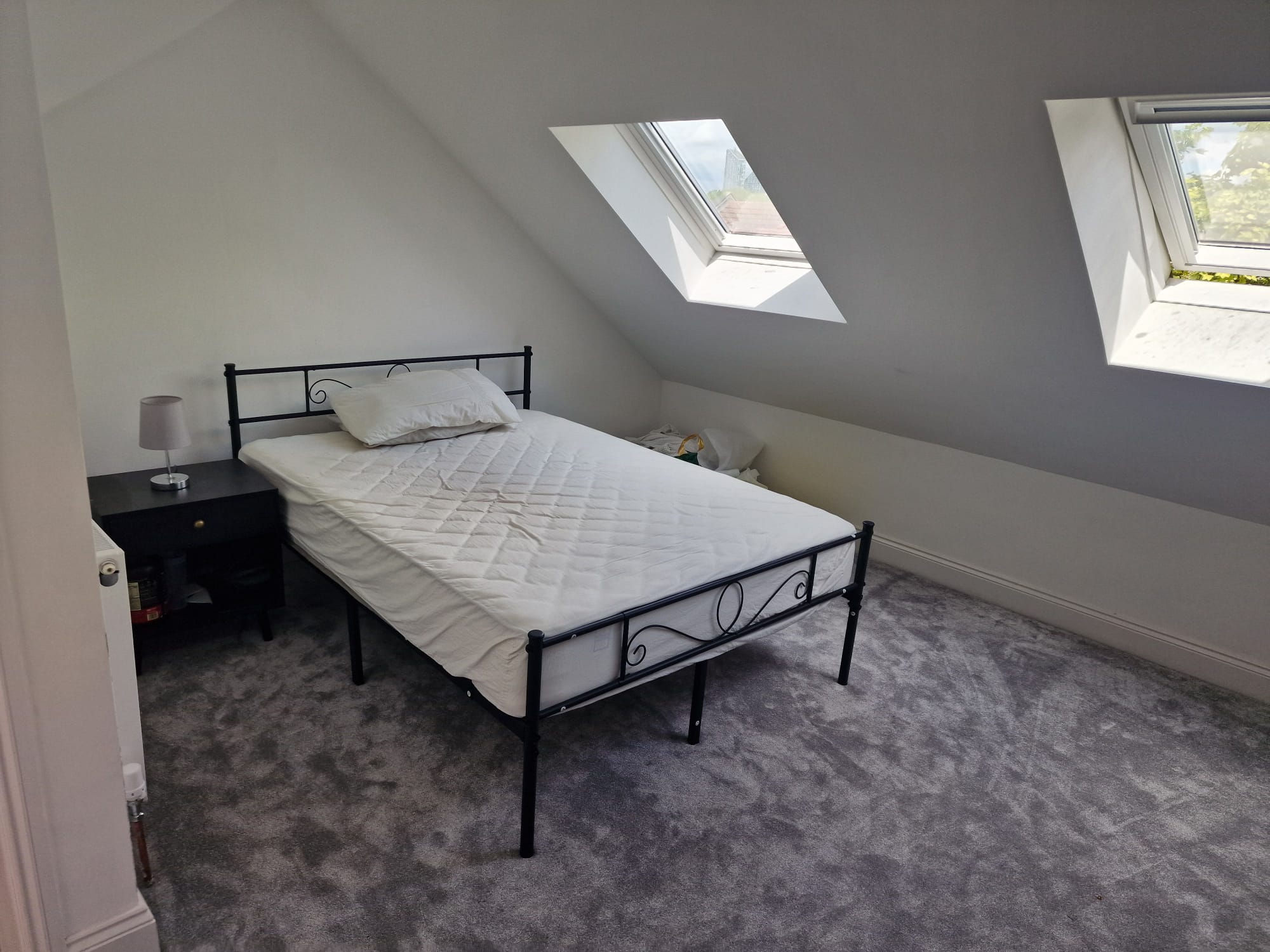16, St. Winefride's Avenue, London photo 2