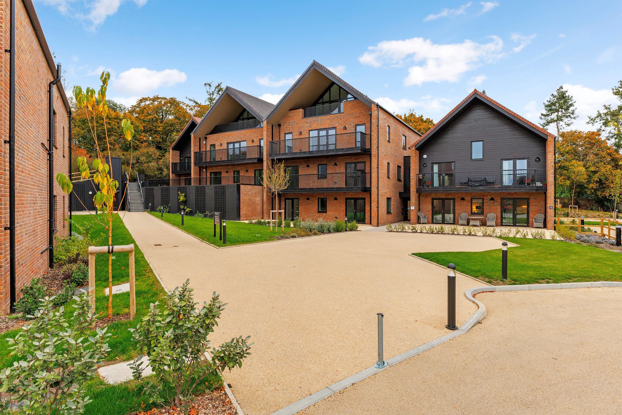 3 bedroom new flat for sale 0