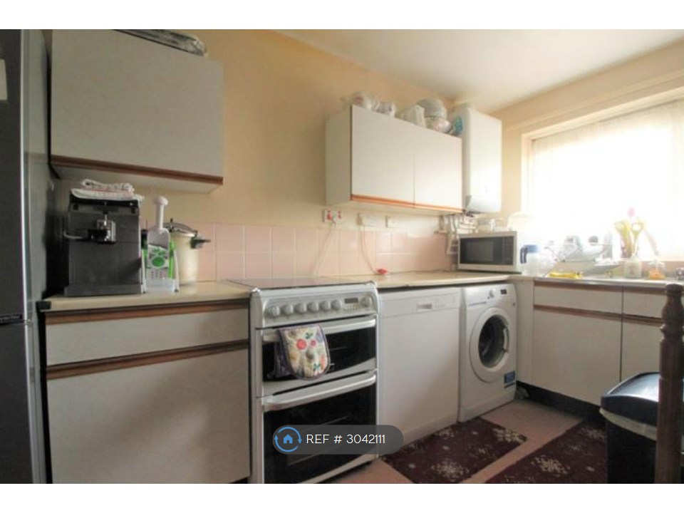 Attenborough Close, Birmingham photo 5