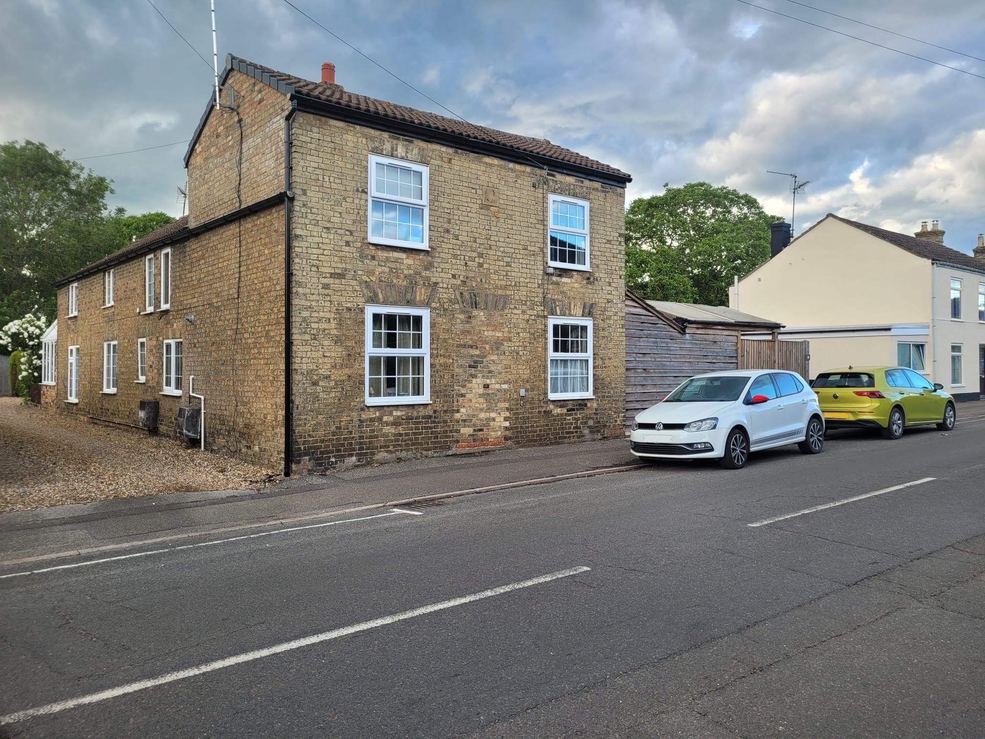 9 High Street, Doddington photo 2