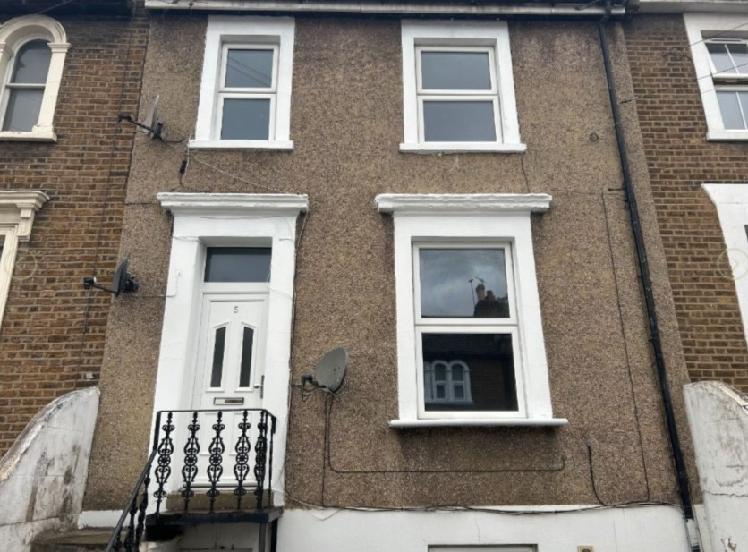 5 Elmdene Road,, Elmdene Road, London photo 2
