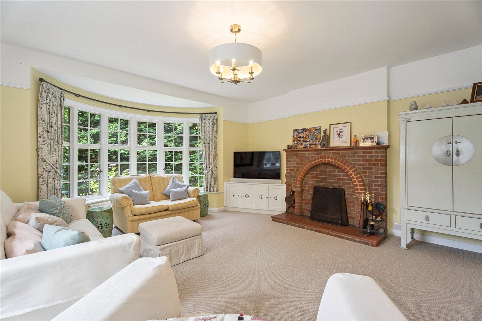 5 bedroom detached house for sale 0