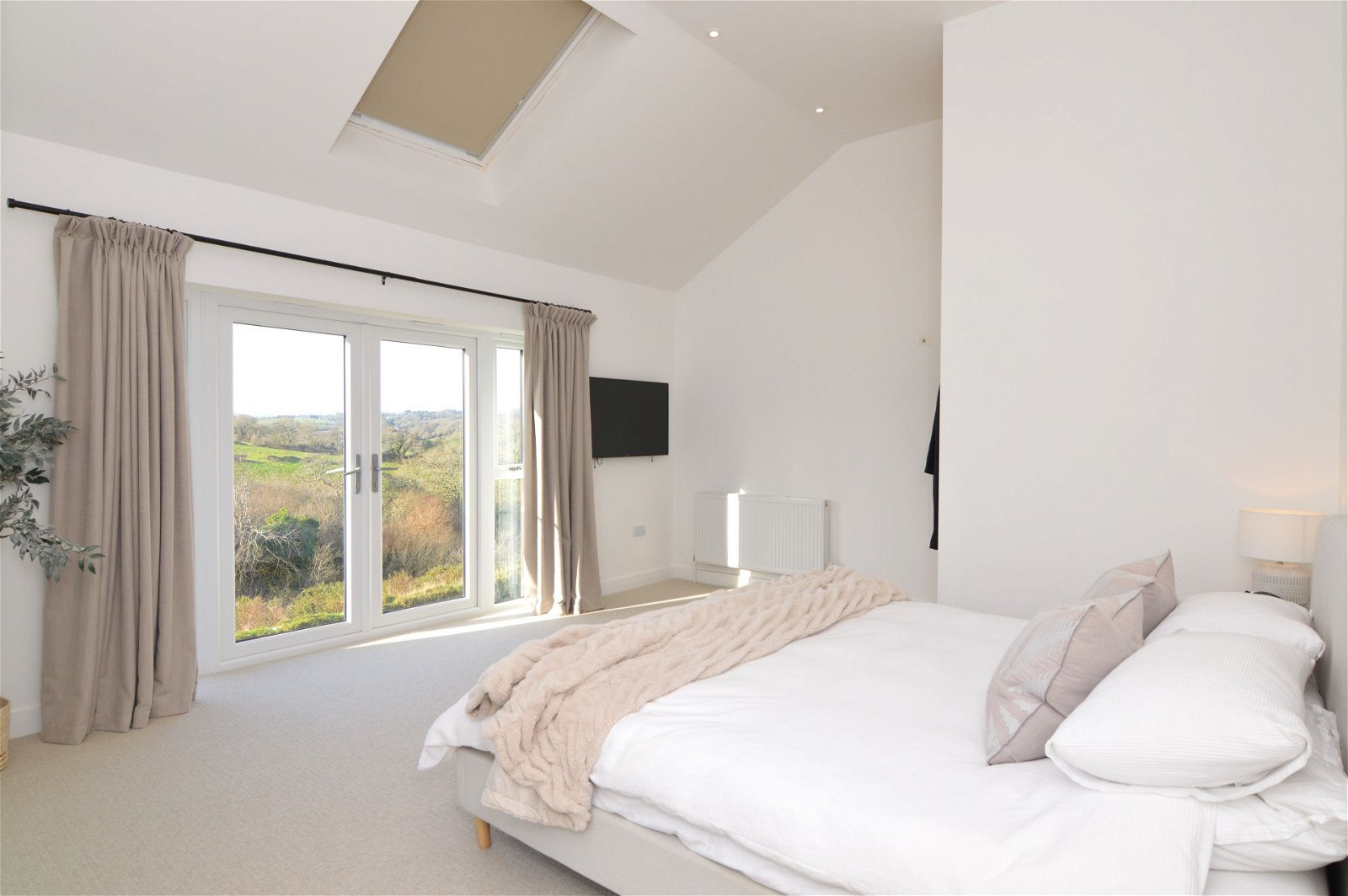 Photos of Pennance Field, Goldenbank, Falmouth TR11 66542834