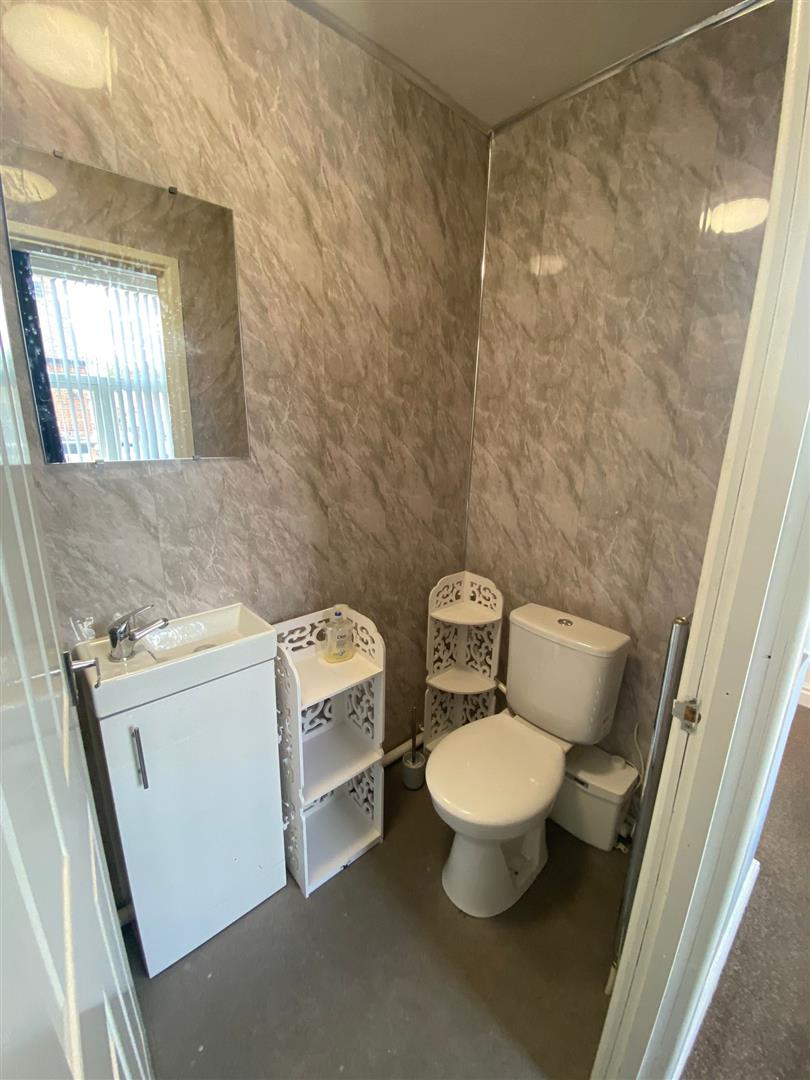 Alastair Road, Stoke-On-Trent photo 5