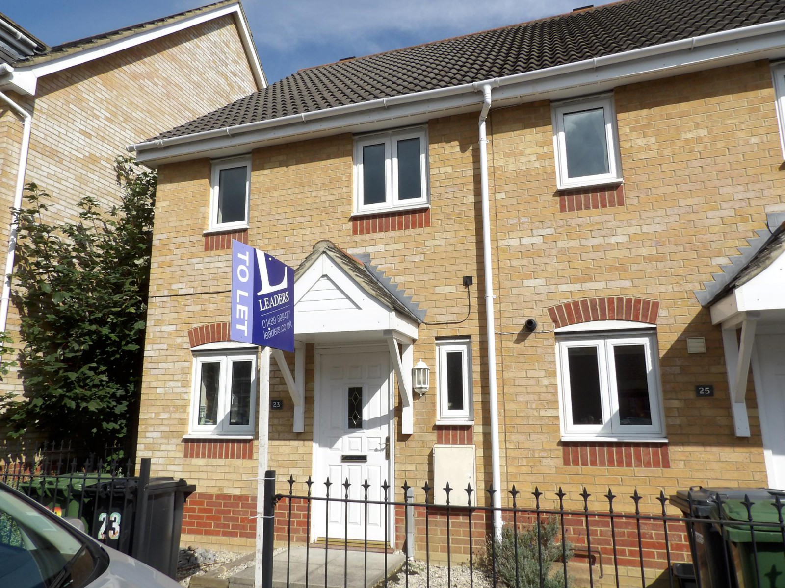 23, Fallow Crescent, Southampton photo 4