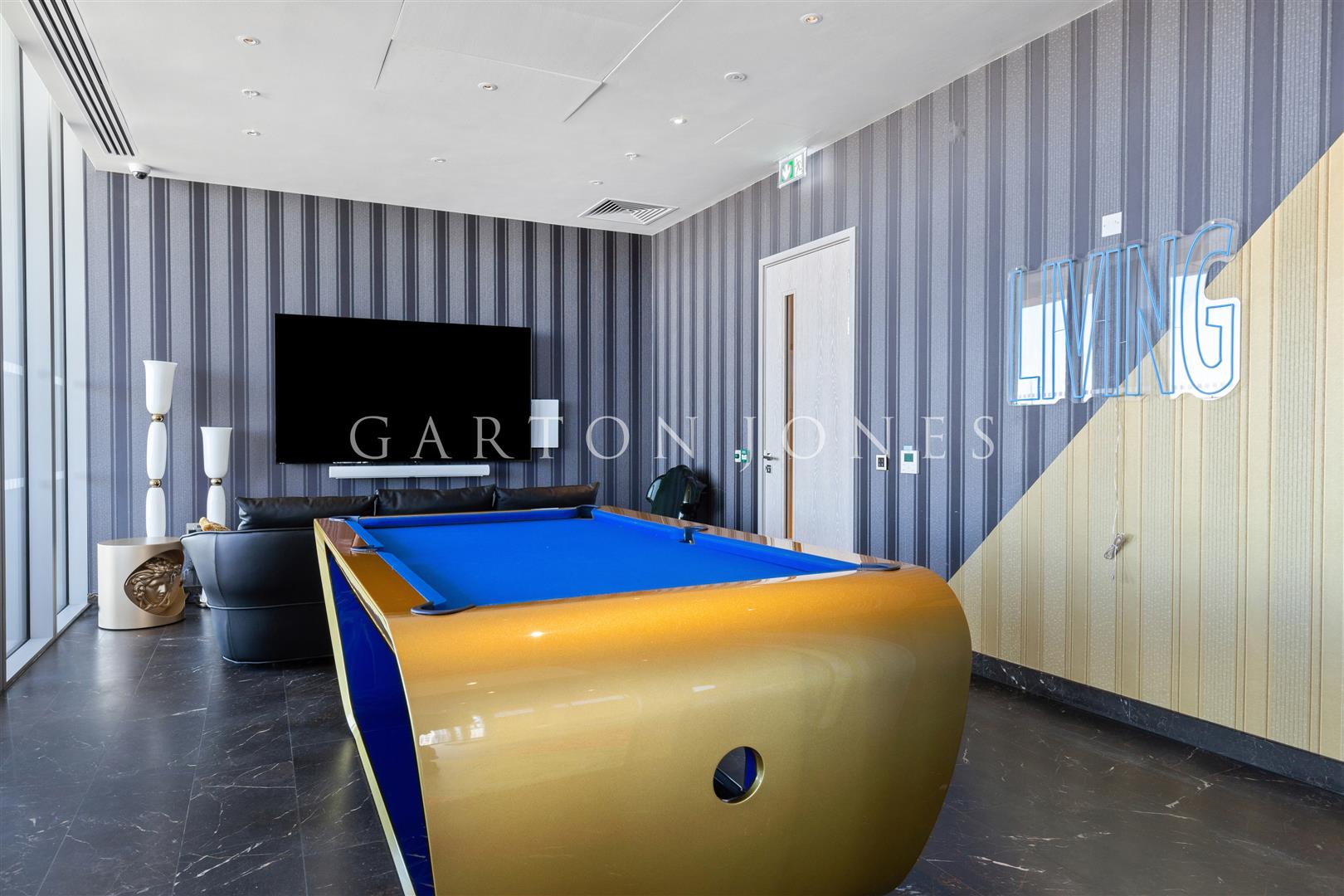 2 bedroom new flat for sale 0