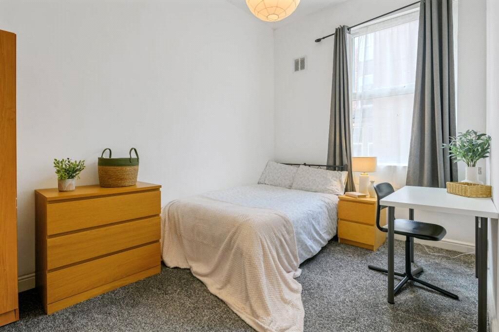 5, Chalton Street, London photo 4