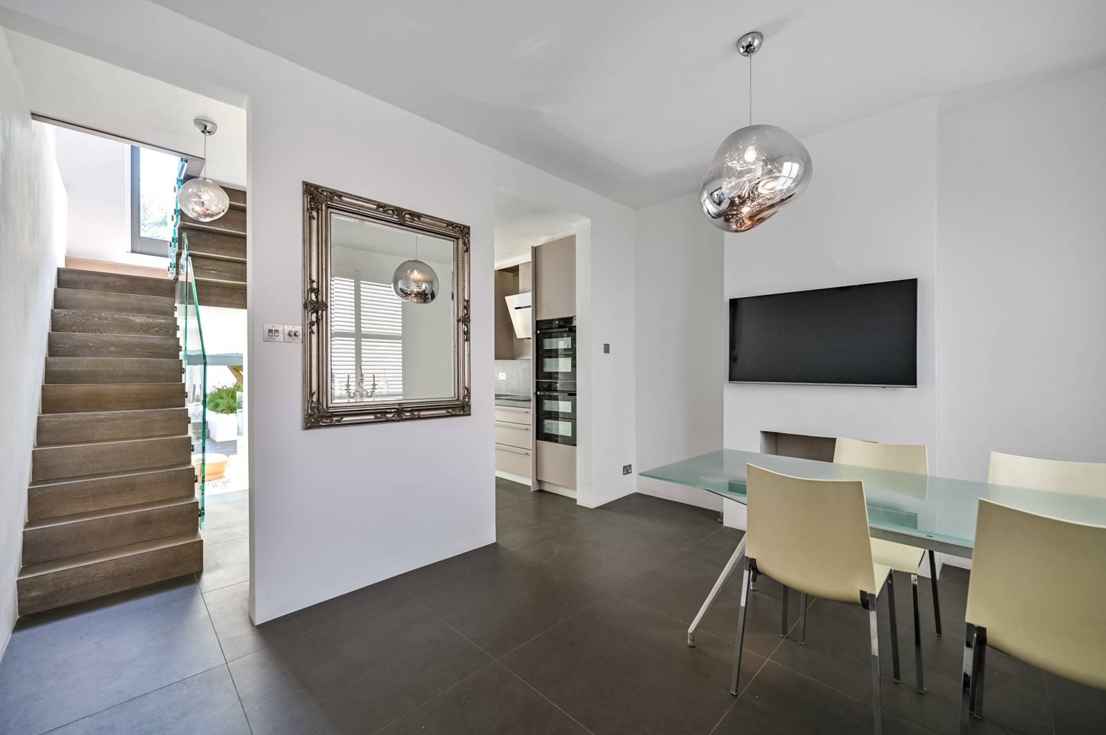 3 bedroom terraced house for sale 0