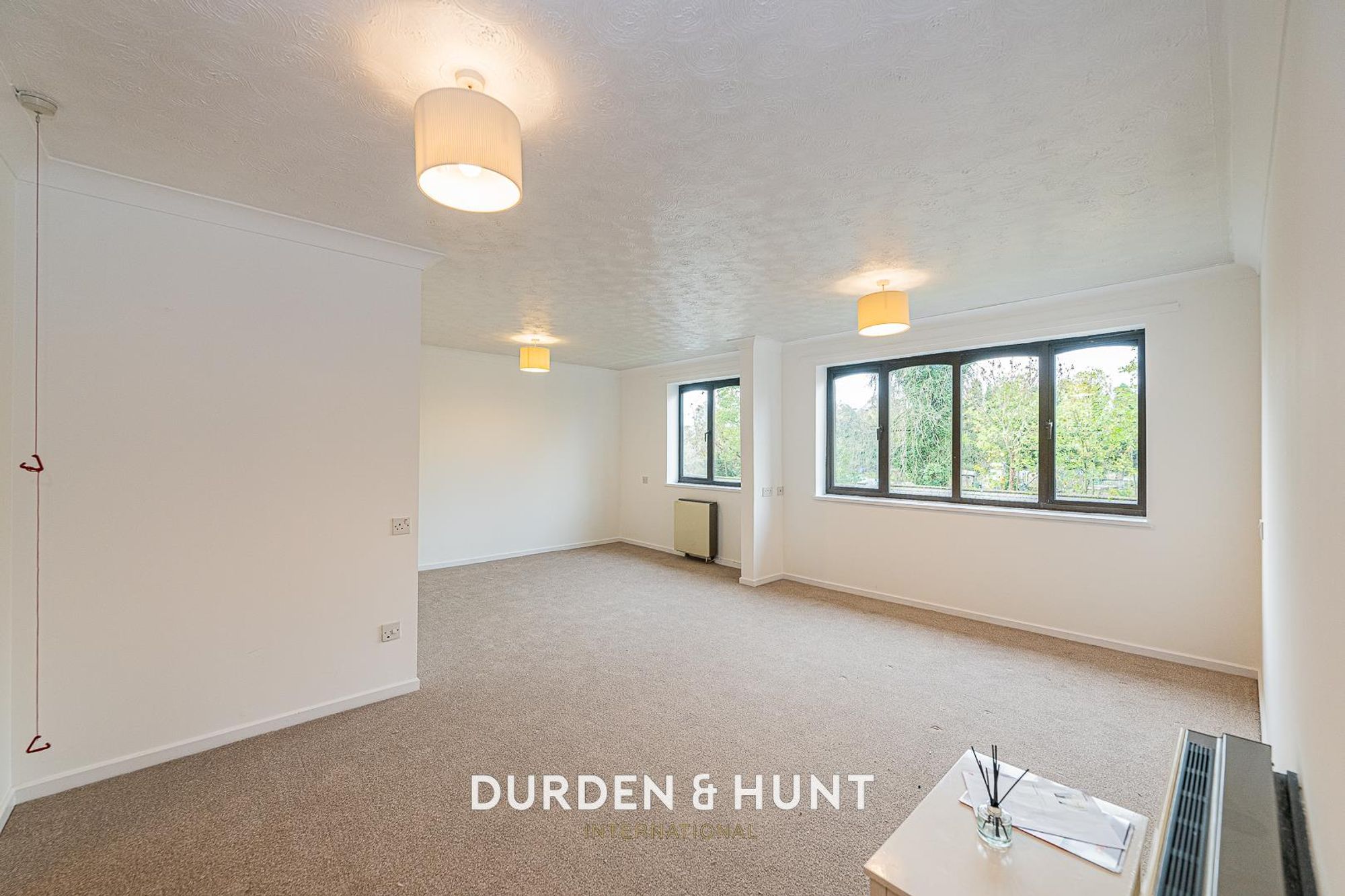 Flat 38, Manor Court Lodge, London photo 4