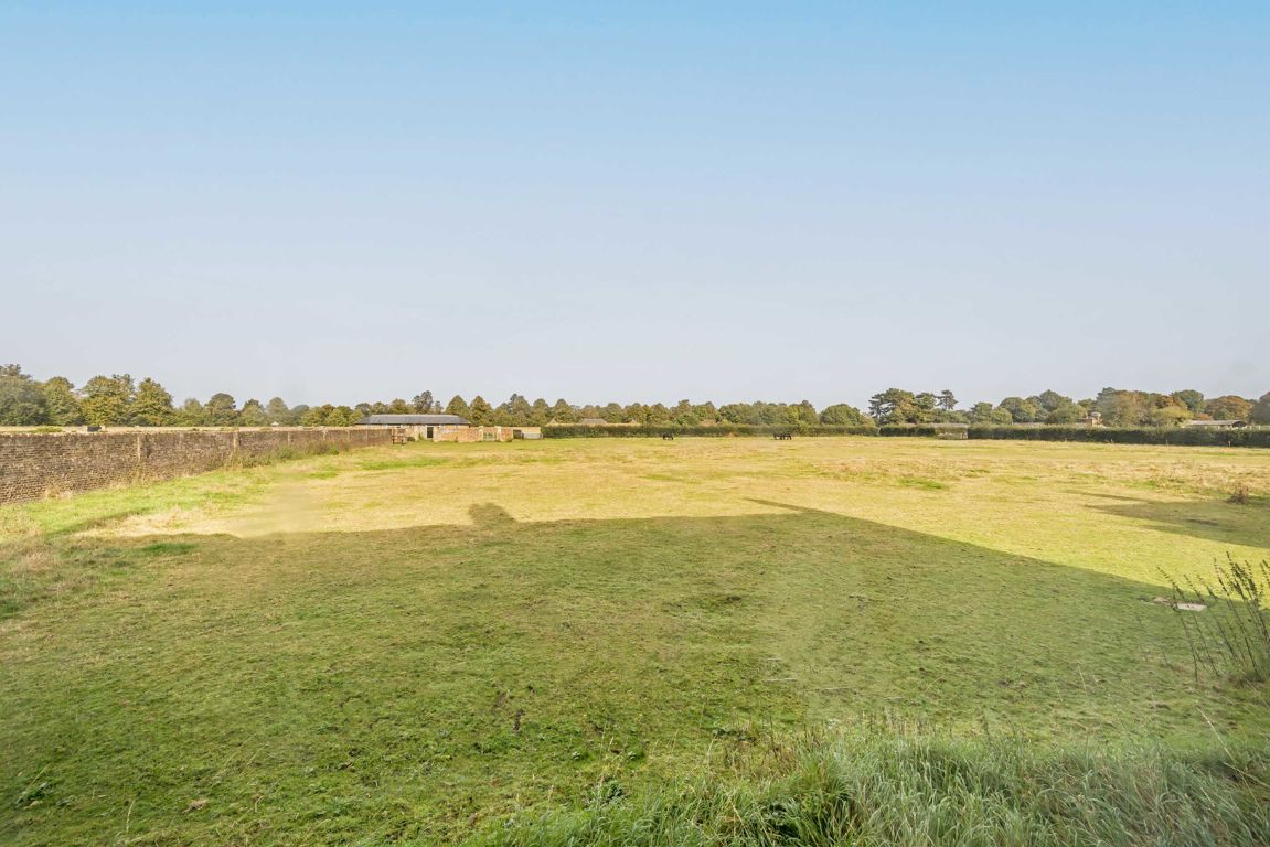 Photos of Hampton Court Road, East Molesey KT8 65789803 PrimeLocation