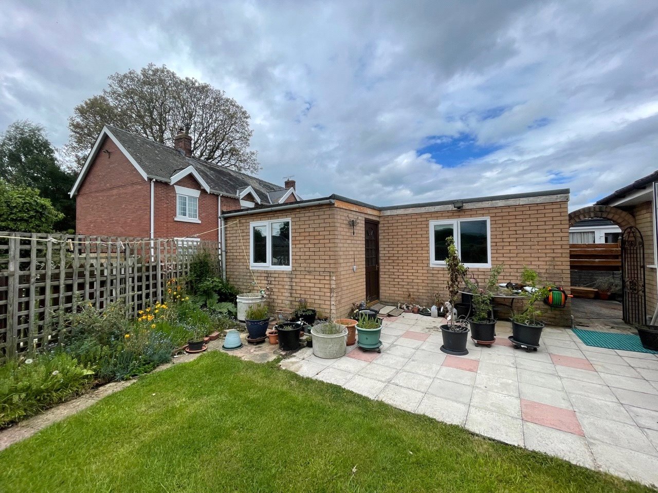 Photos of Fairview Avenue, Guilsfield, Welshpool, Powys SY21 61538435